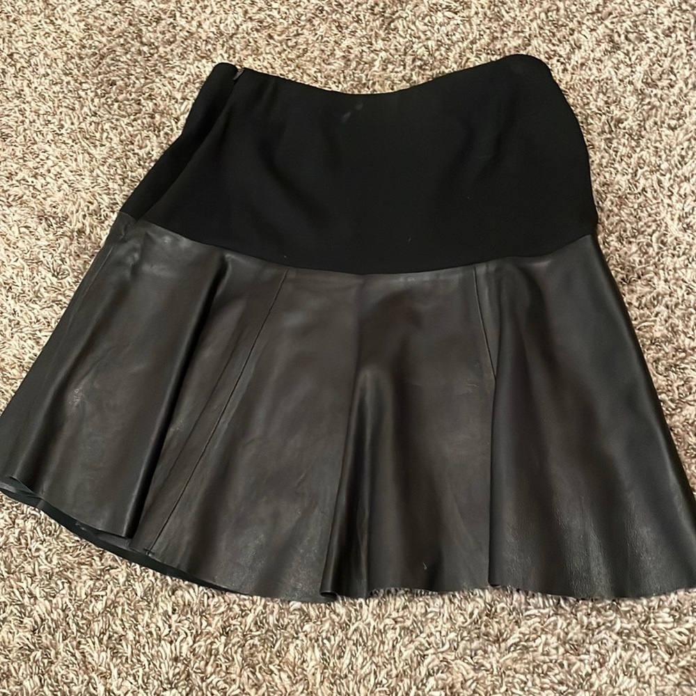 Hinge Leather Peplum Skirt xs